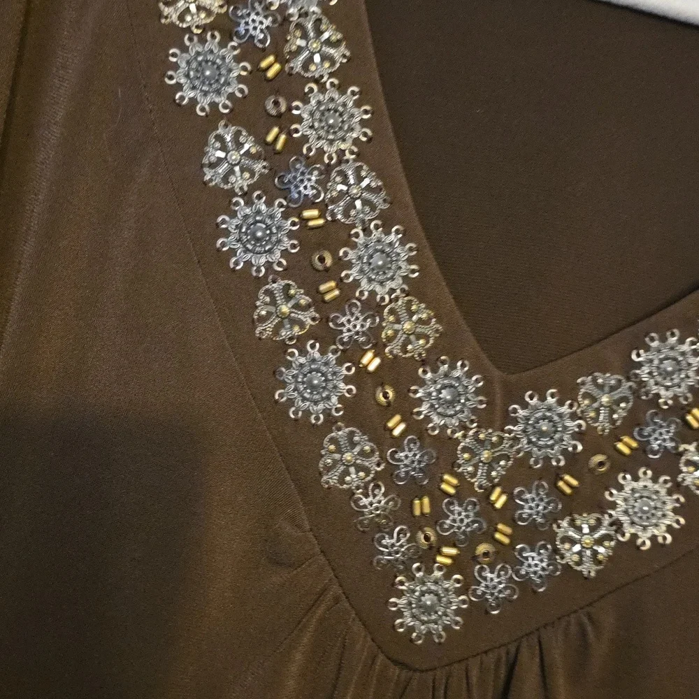 Susan Graver Women's Embellished‎ Brown Blouse Shirt V-Neck Sz 2X EUC - Picture 4 of 10